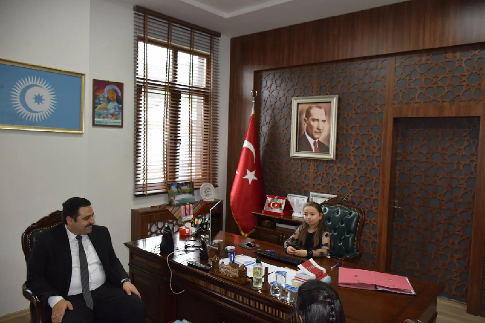 Salıpazarı ve Ayvacık'ta koltuklar miniklere teslim