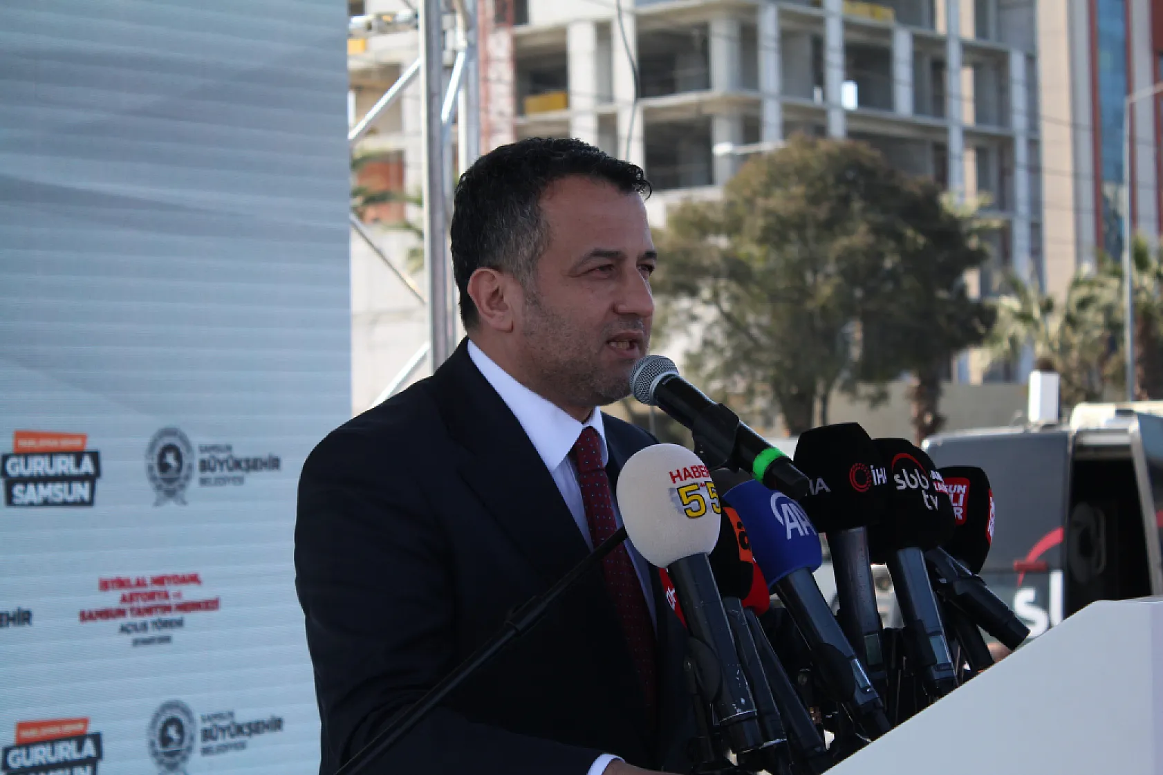 Büyük gün geldi İstiklal meydanı ve Astorya açıldı