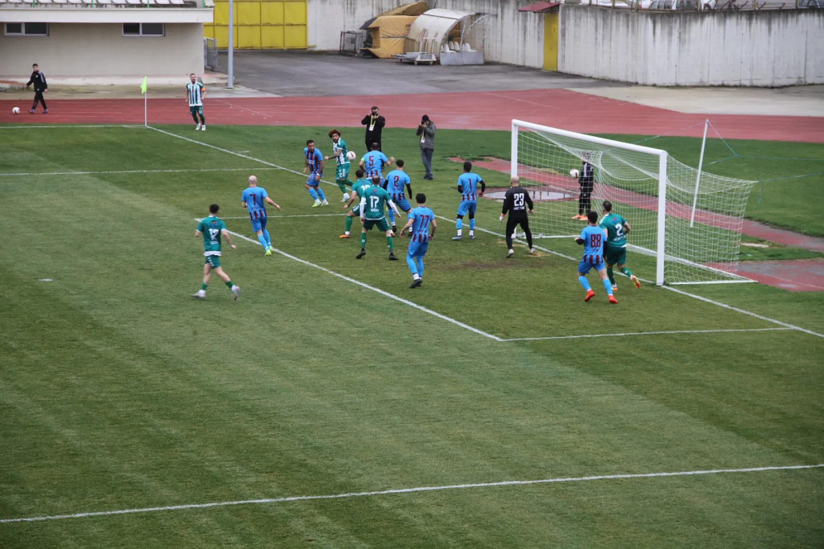 Çarşambaspor farklı kazandı, liderliğe yükseldi