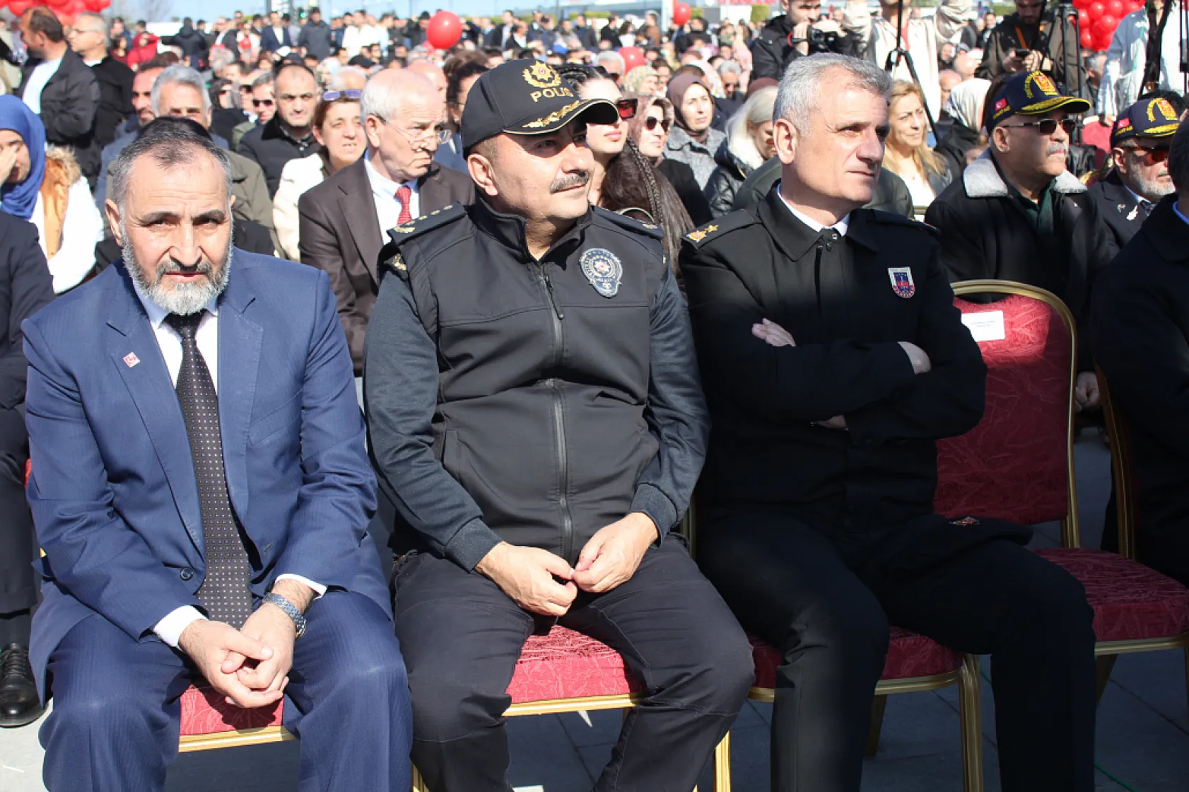 Büyük gün geldi İstiklal meydanı ve Astorya açıldı