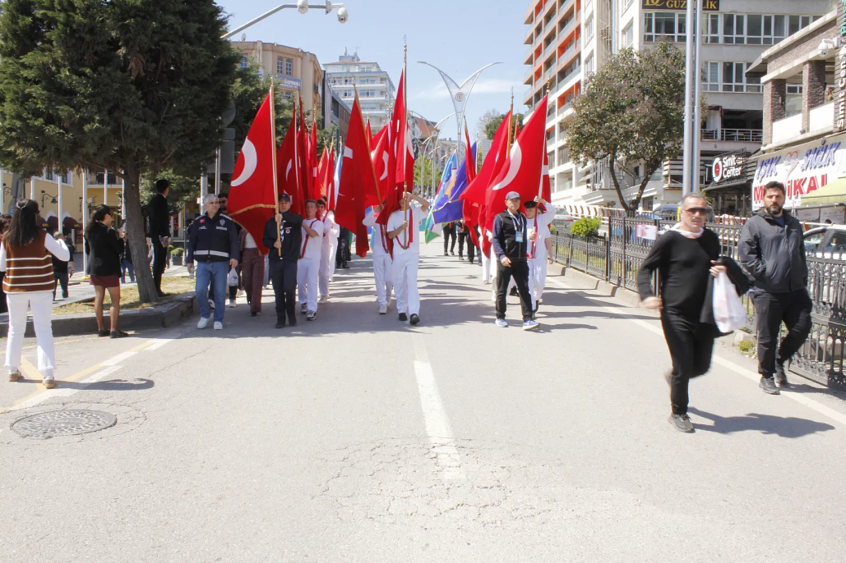Samsun'da 23 Nisan coşkusu: Türk dünyasının çocukları buluştu