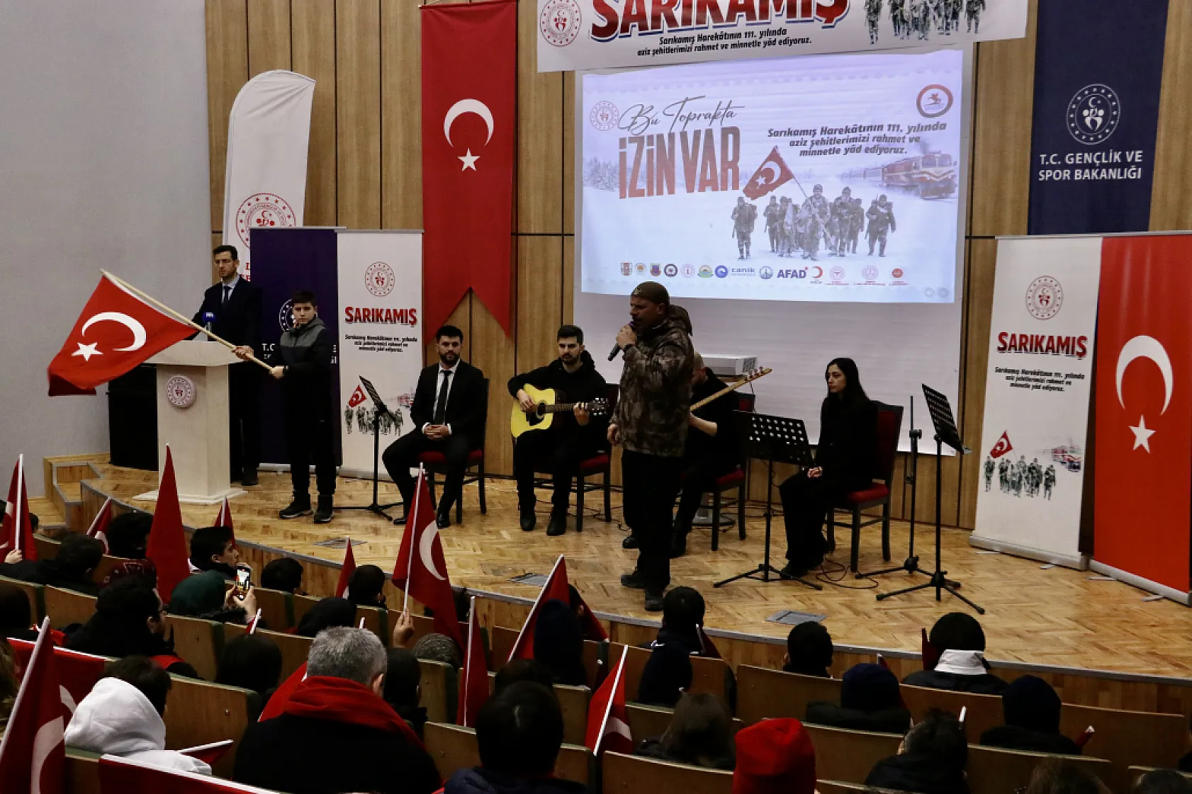 Samsun'da Sarıkamış Şehitleri İçin Anma Programı ve Bayrak Yürüyüşü Düzenlendi