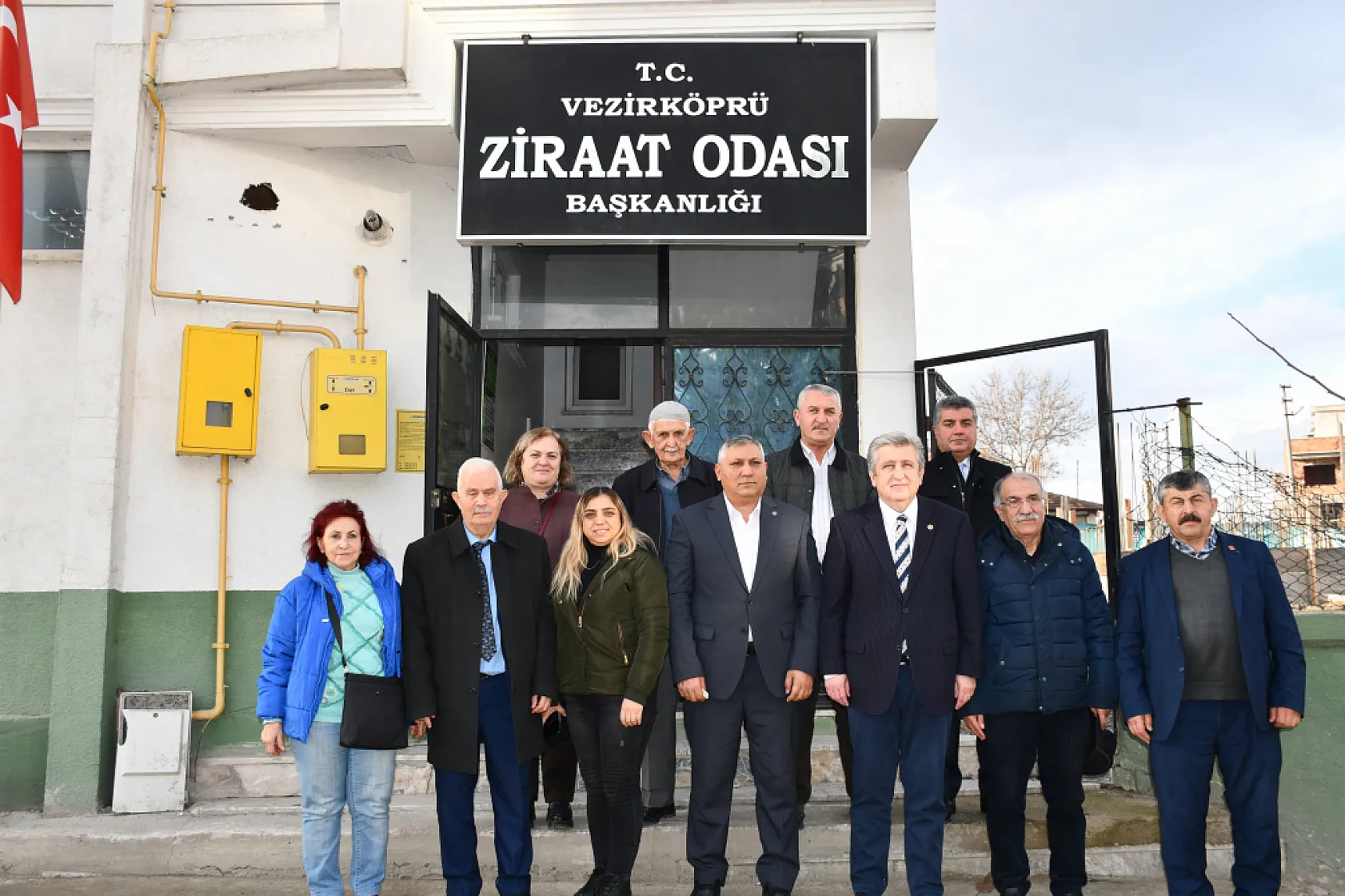 CHP Samsun Milletvekili Çan Vezirköprü'de ziyaretlerde bulundu