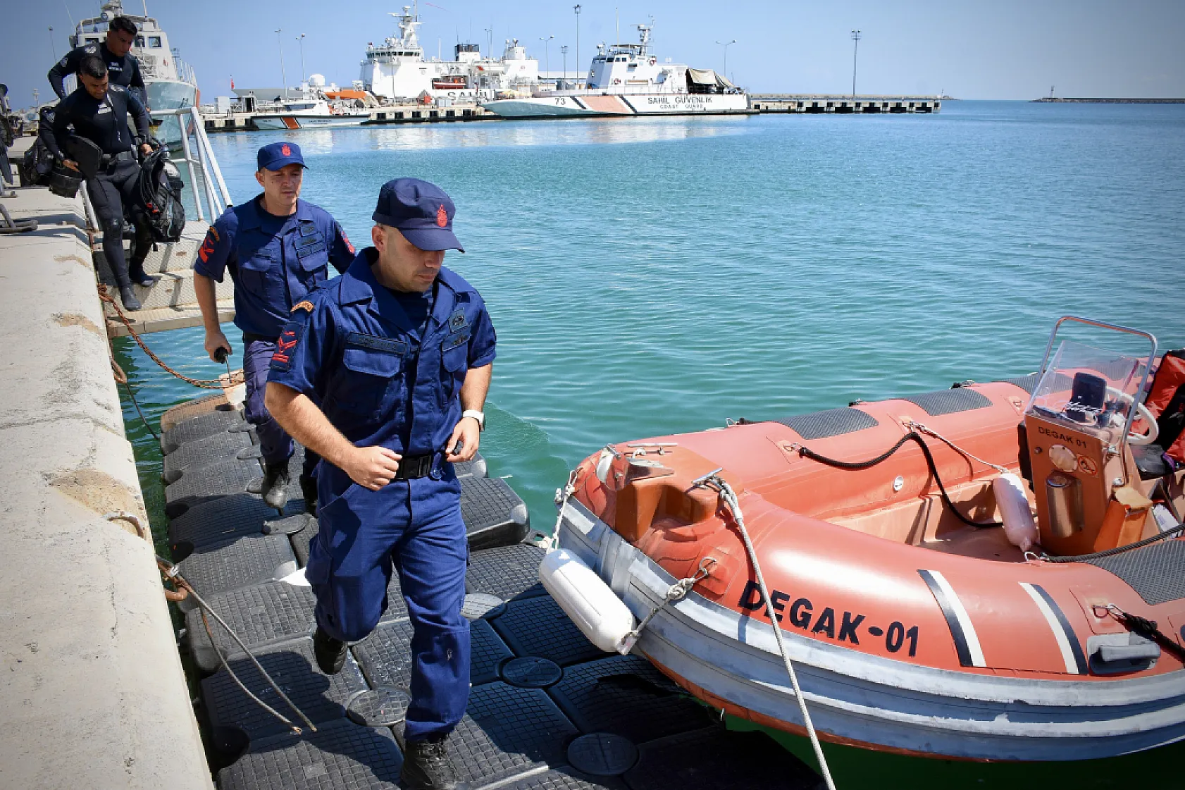 Karadeniz'in 'Mavi Vatan' bekçileri: DEGAK Timi zorlu sularda hayat kurtarıyor