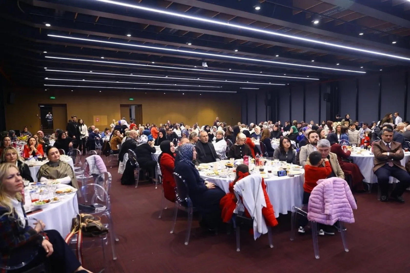 AK Parti Samsun'da Kadınlar Günü iftarında buluştu