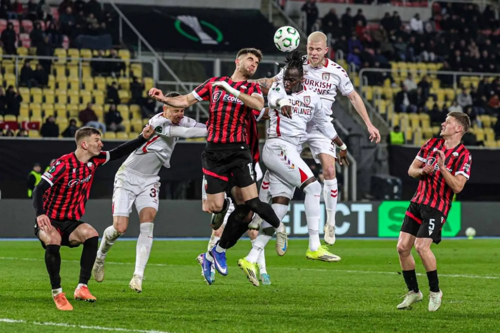 Samsunspor Üsküp'te kazandı: KF Shkendija: 0 - Samsunspor: 1