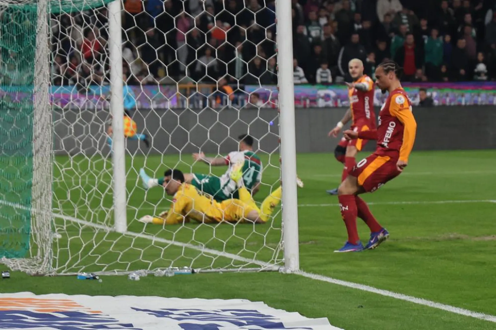 Zafer ev sabinin! Konyaspor: 2 - Galatasaray: 0