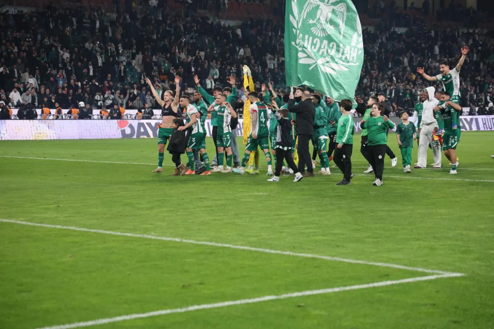 Zafer ev sabinin! Konyaspor: 2 - Galatasaray: 0