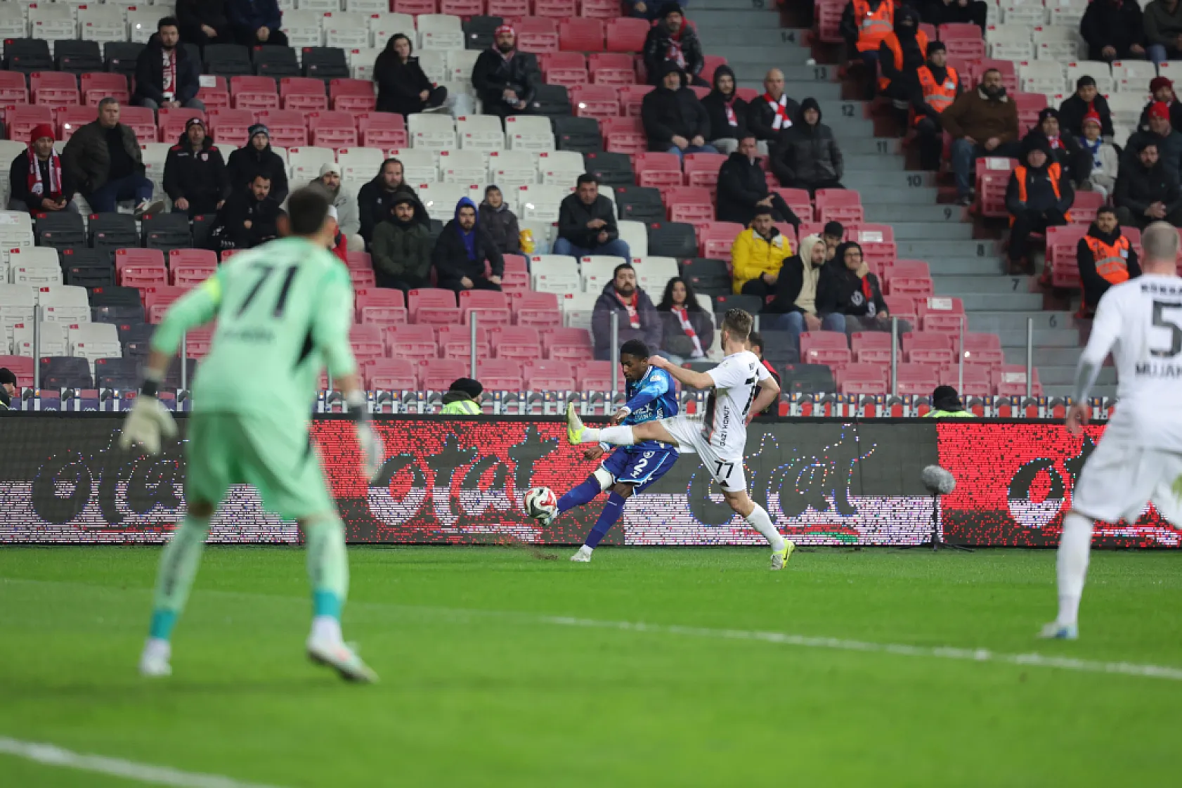 Samsunspor-Gaziantep FK Maçından Kareler