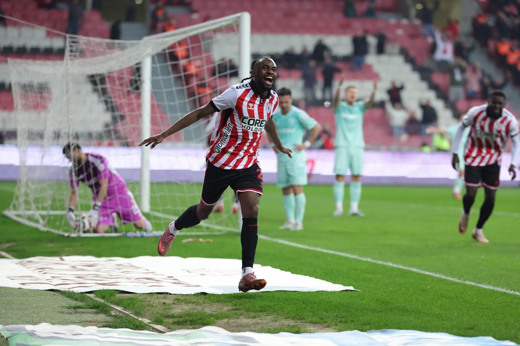 Samsunspor Nefes Kesti: Son Dakikada Gelen Zafer!