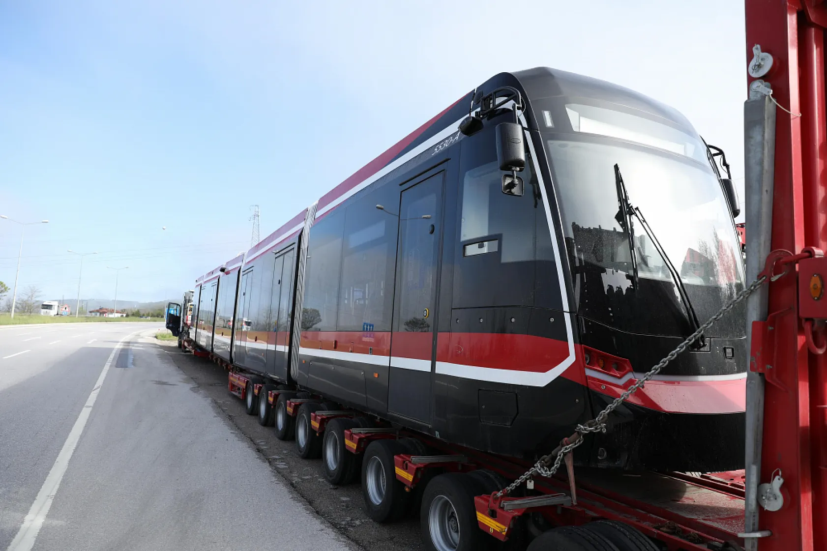 Samsun'da Yeni Tramvay Dönemi Başladı: İlk Araç Şehre Ulaştı