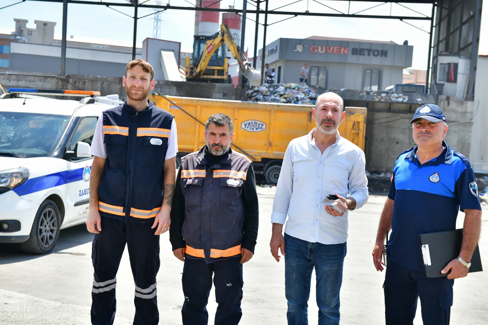 Temizlik personeli çöpe atılan 35 bin TL için seferber oldu