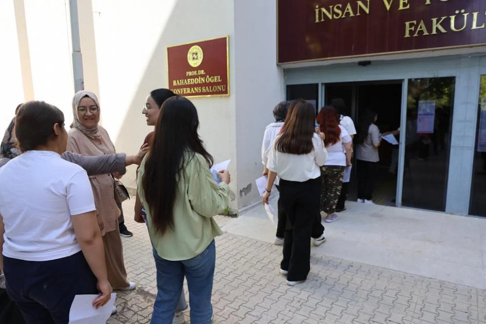 YKS'nin İkinci Oturumu AYT Başladı