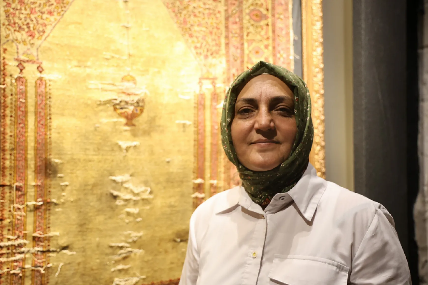 Saraylar için dokunan 300 yıllık ipek halı gün yüzüne çıktı