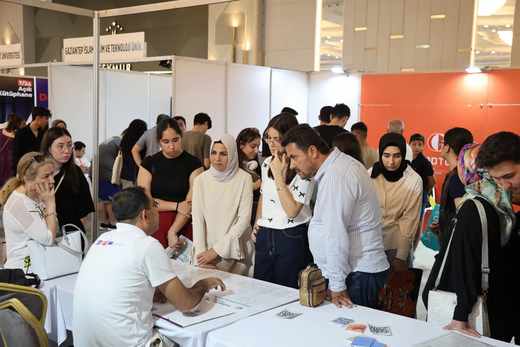 GİBTÜ, Üniversite tercih fuarında aday öğrencilerle bir araya gelecek