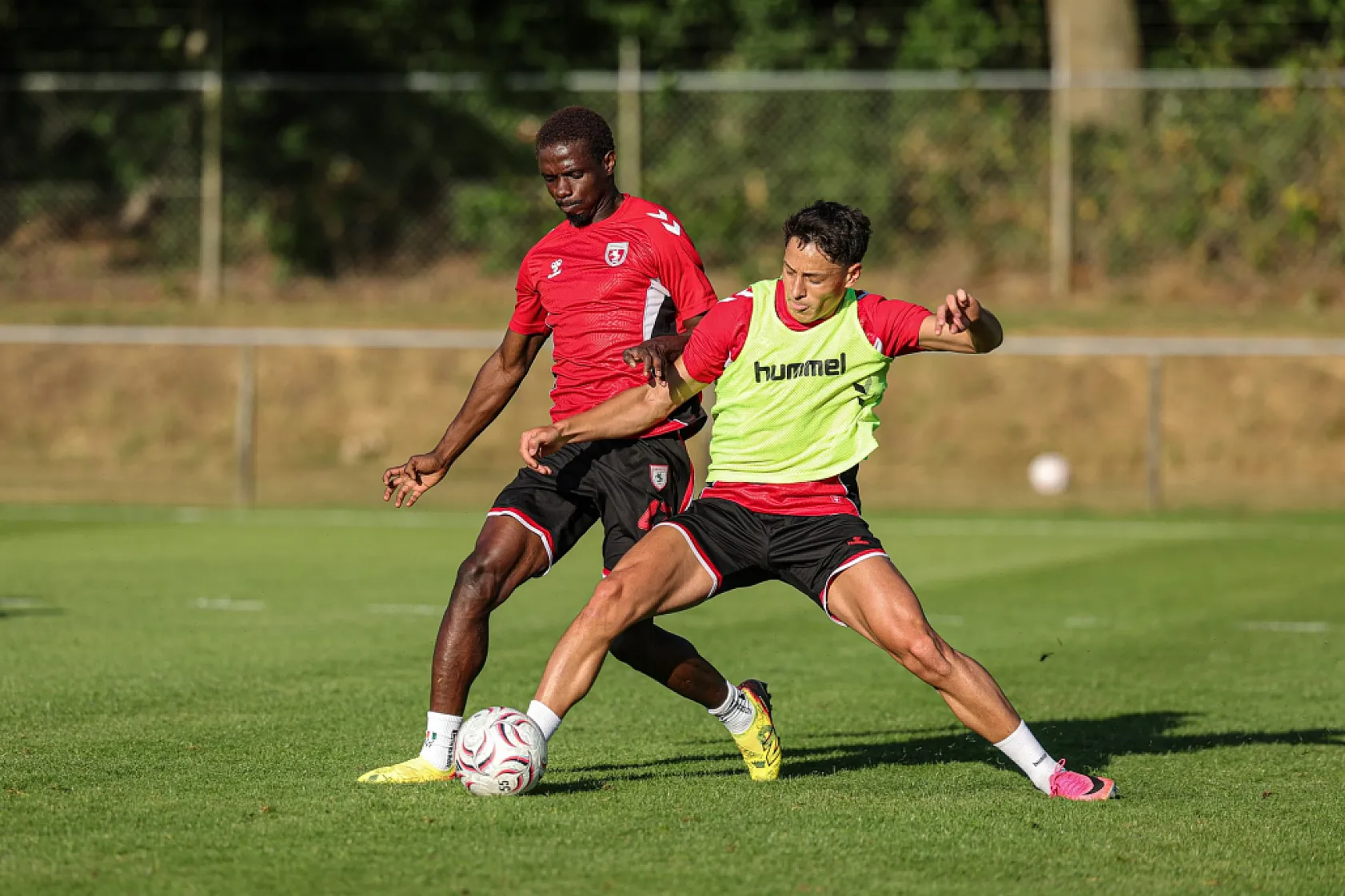 Samsunspor, Hollanda kampında ilk antrenmanına çıktı