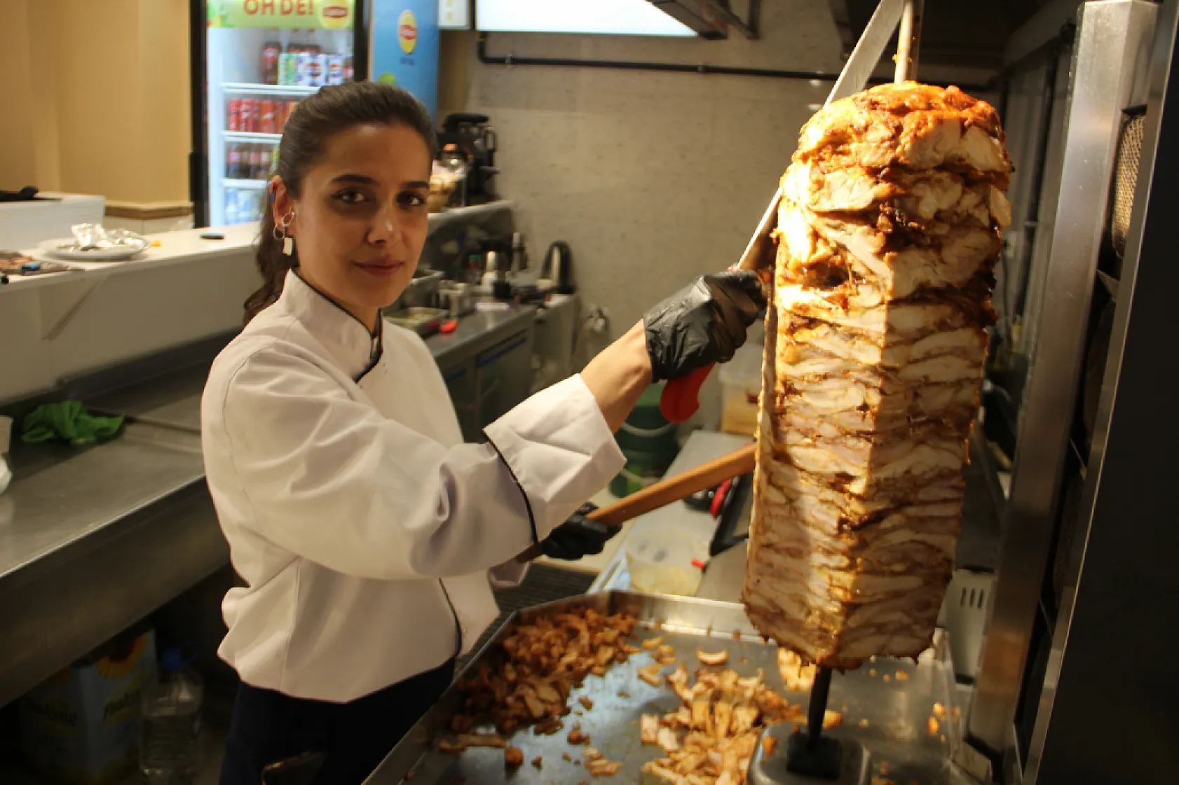 Önyargıları döner bıçağıyla kırdı