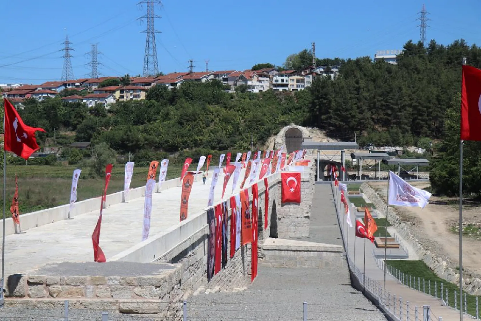 1500 Yıllık Sangarios Köprüsü 8 Yılın Ardından Yeniden Hizmete Açıldı