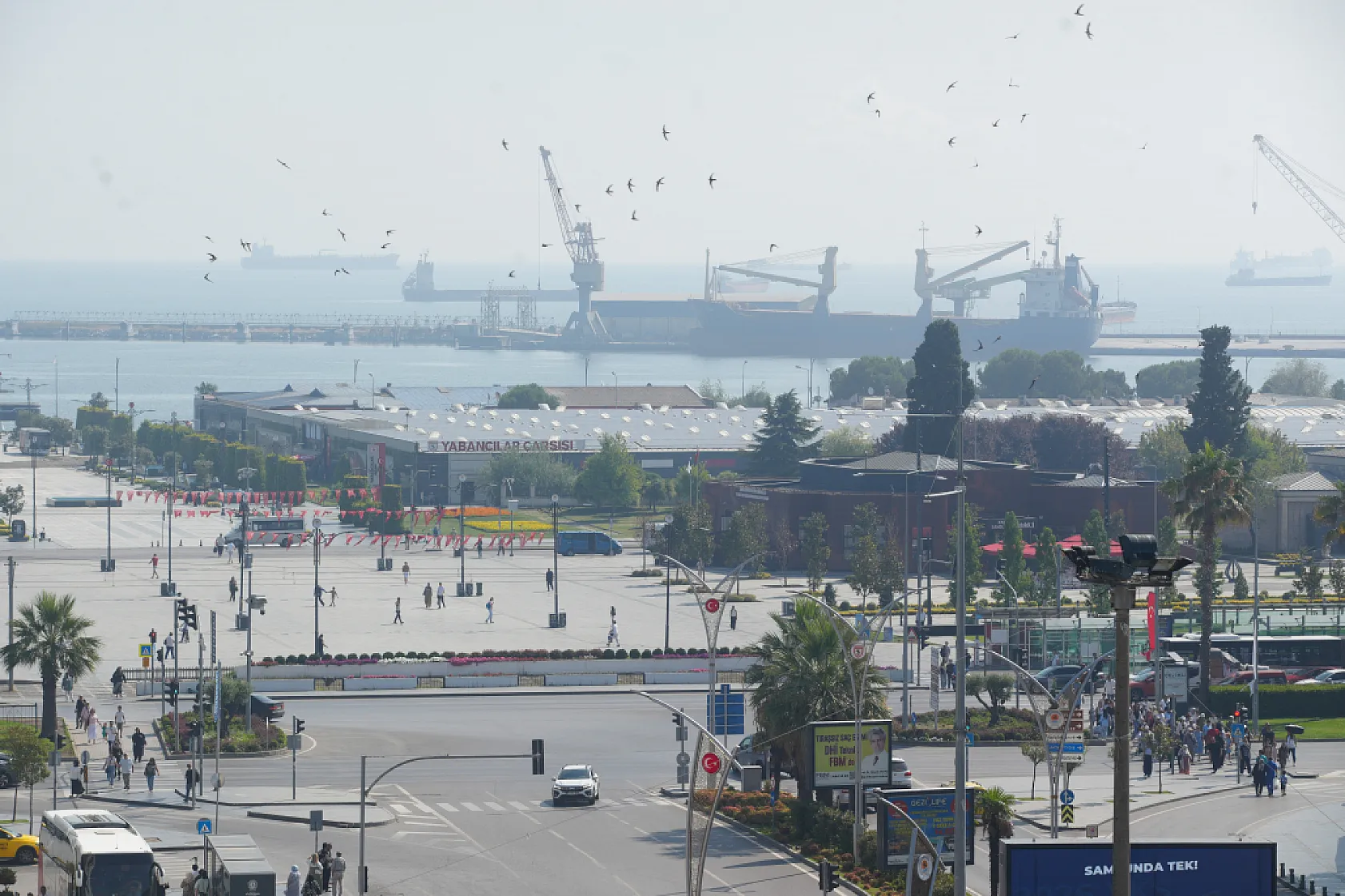 Samsun'da sabah puslu başladı