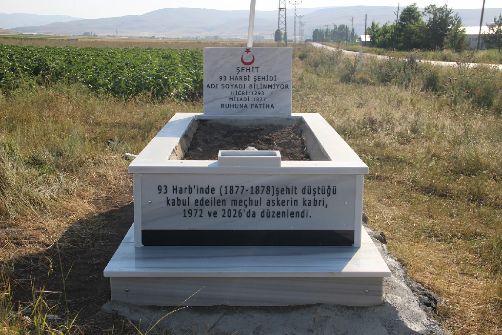 Erzurum Ovası'ndaki 'Garip Mezar' yenilendi