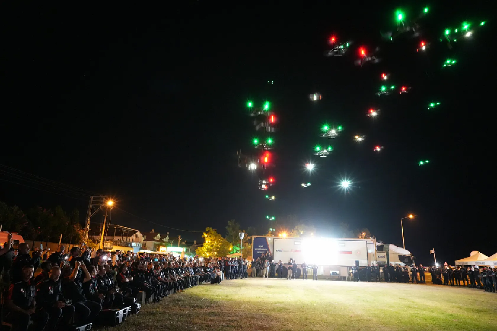 Samsun'da 50 dronla gökyüzünde görsel şölen