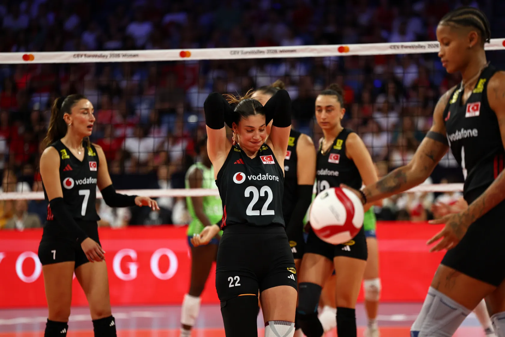 Filenin Sultanları durdurulamıyor Slovenya'yı 3-1 devirip 2'de 2 yaptık!