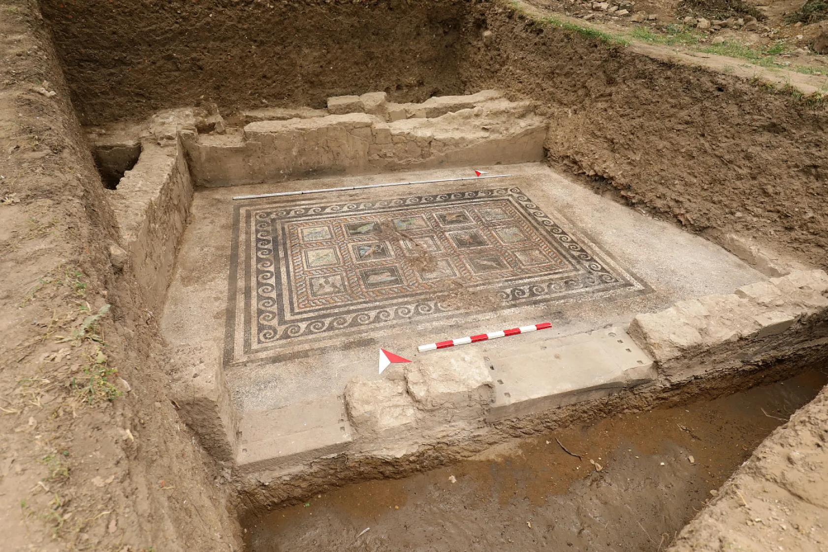 Adramytteion'da Roma villasının izleri ortaya çıkarıldı