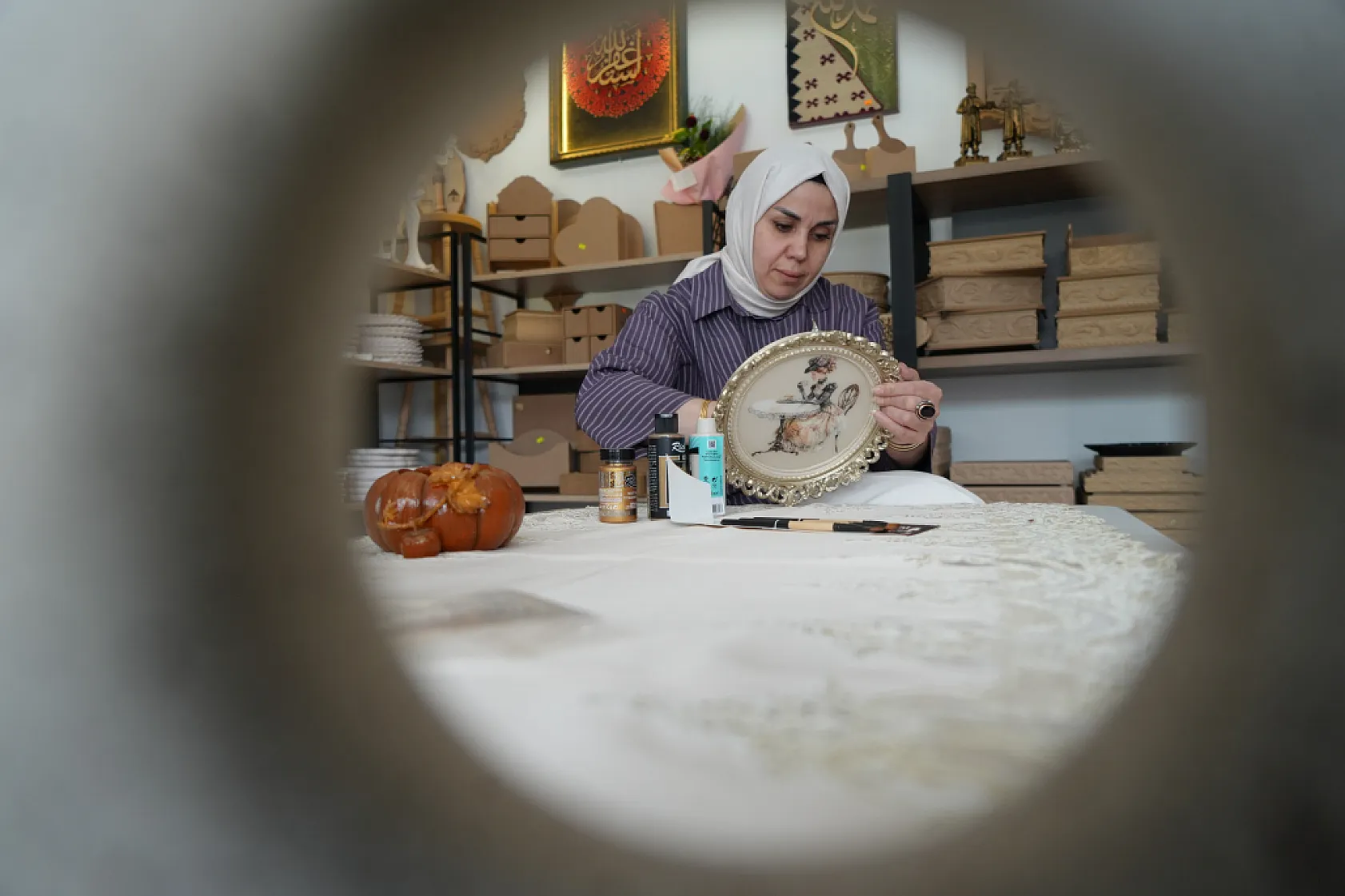 Sosyal medyadaki video ilham oldu, kendi atölyesini kurdu