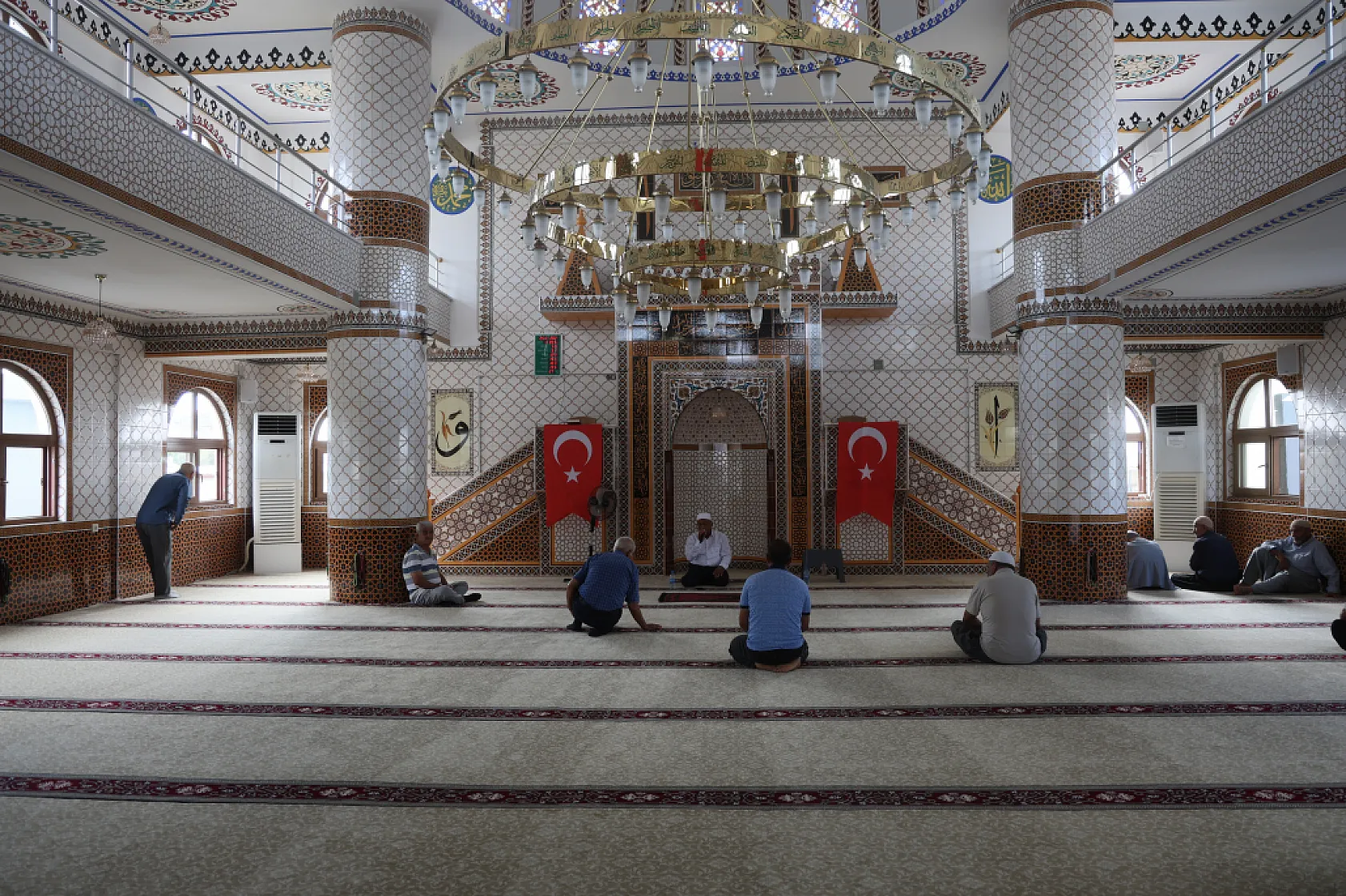 Asrın felaketinin ardından Hatay'da inşa edilen 135'inci cami ibadete açıldı
