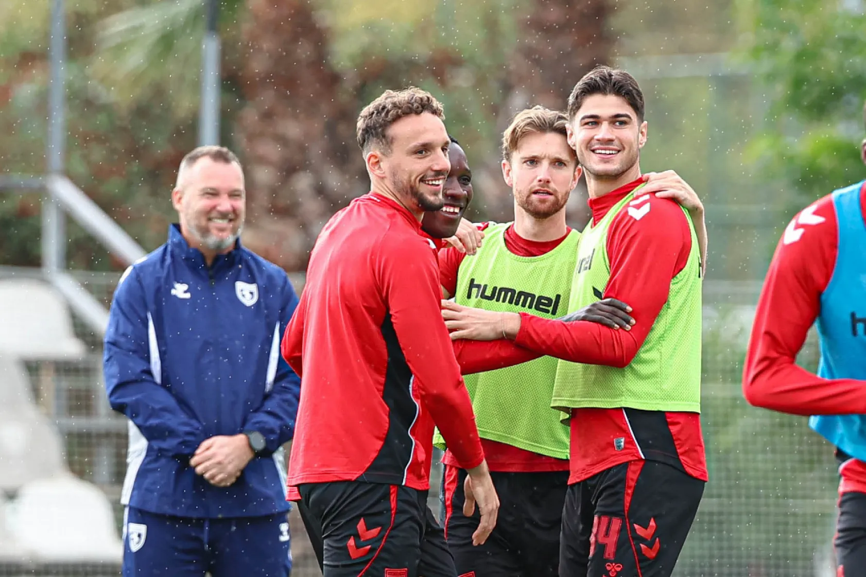 Samsunspor'da mağlubiyet serisine rağmen yüzler gülüyor! Bjelica yönetiminde Kasımpaşa mesaisi
