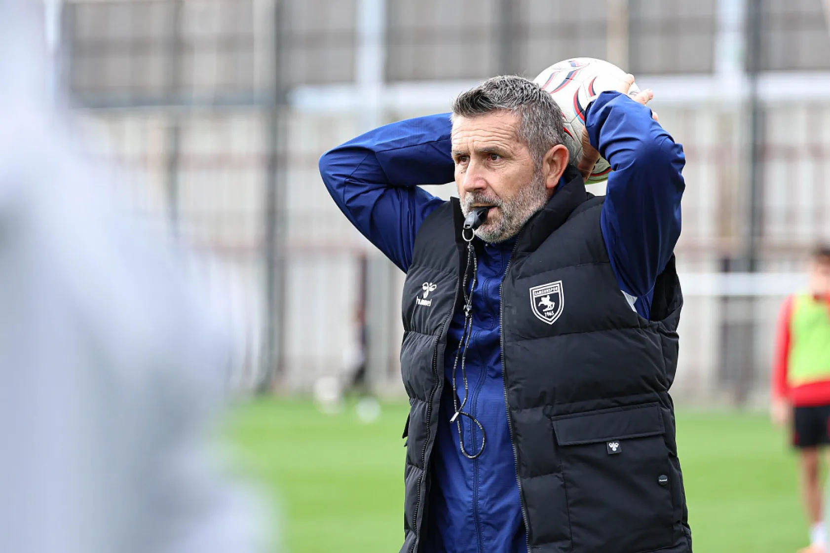 Samsunspor'da mağlubiyet serisine rağmen yüzler gülüyor! Bjelica yönetiminde Kasımpaşa mesaisi