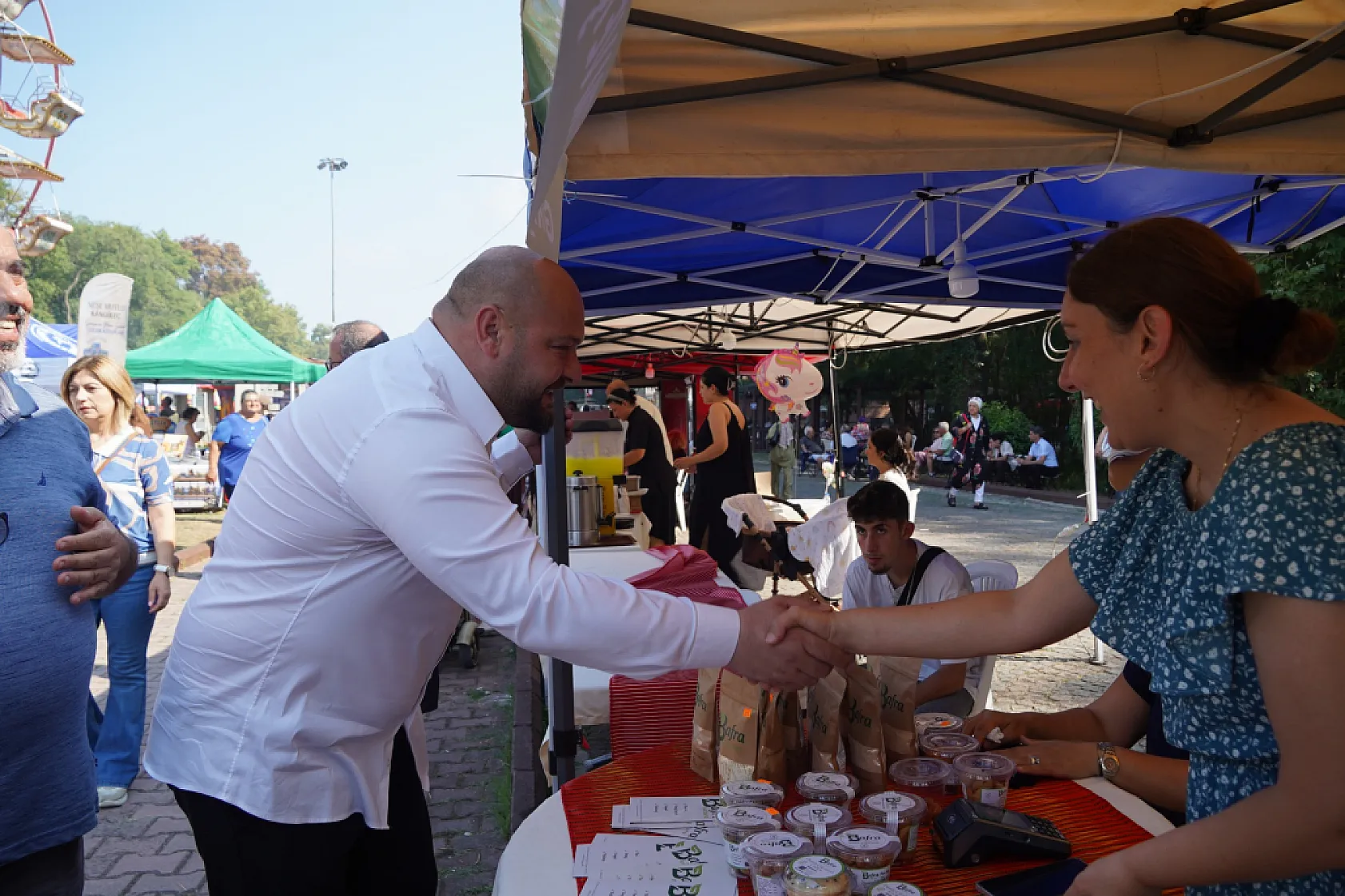 Başkan Türkel Bafralı üreticilerle Çakırlar Korusu'nda bir araya geldi