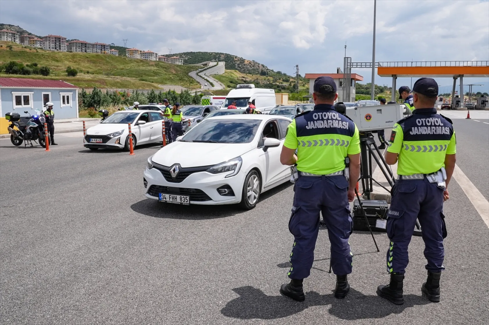 Bayram trafiğinde yapay zeka destekli otoyol denetimi devrede