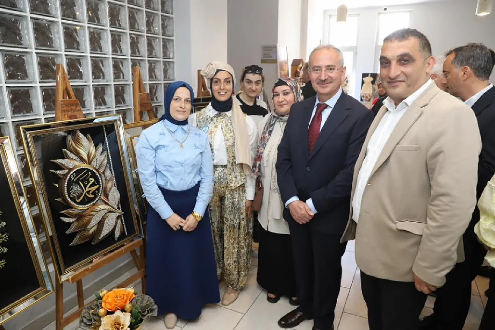 Halk eğitim merkezi kursiyerlerinden göz dolduran sergi