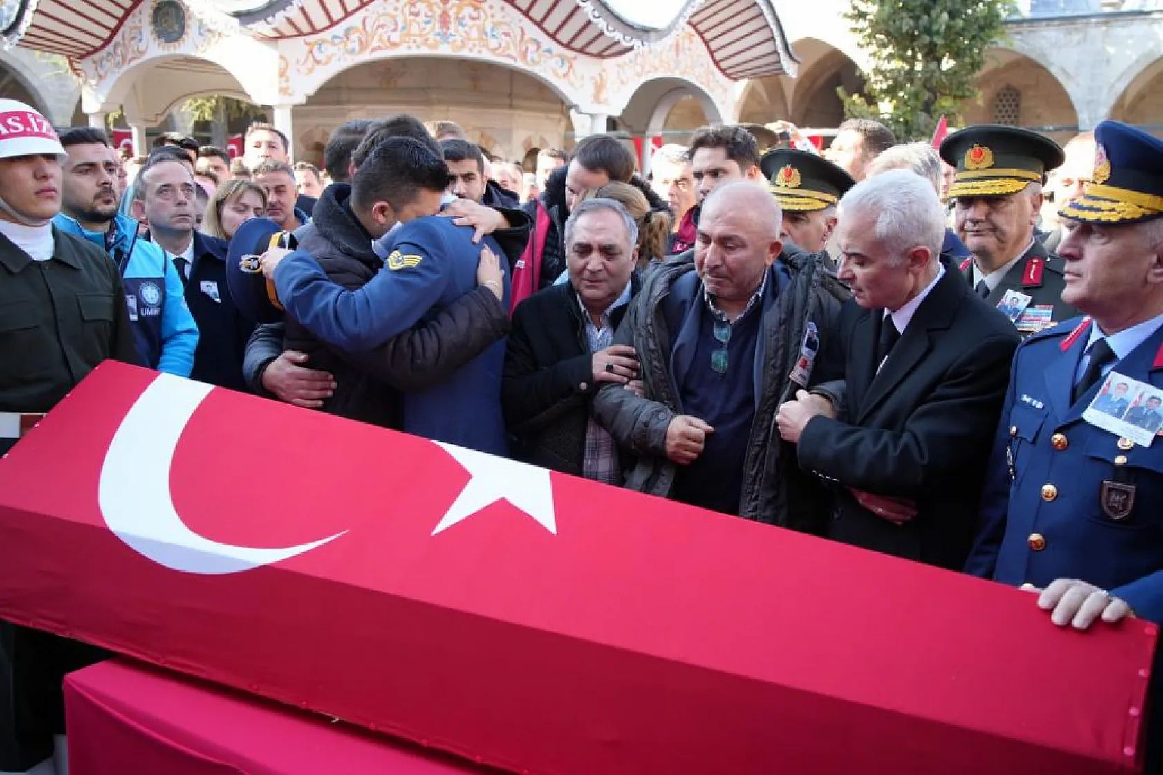 Türkiye şehitlerini uğurladı