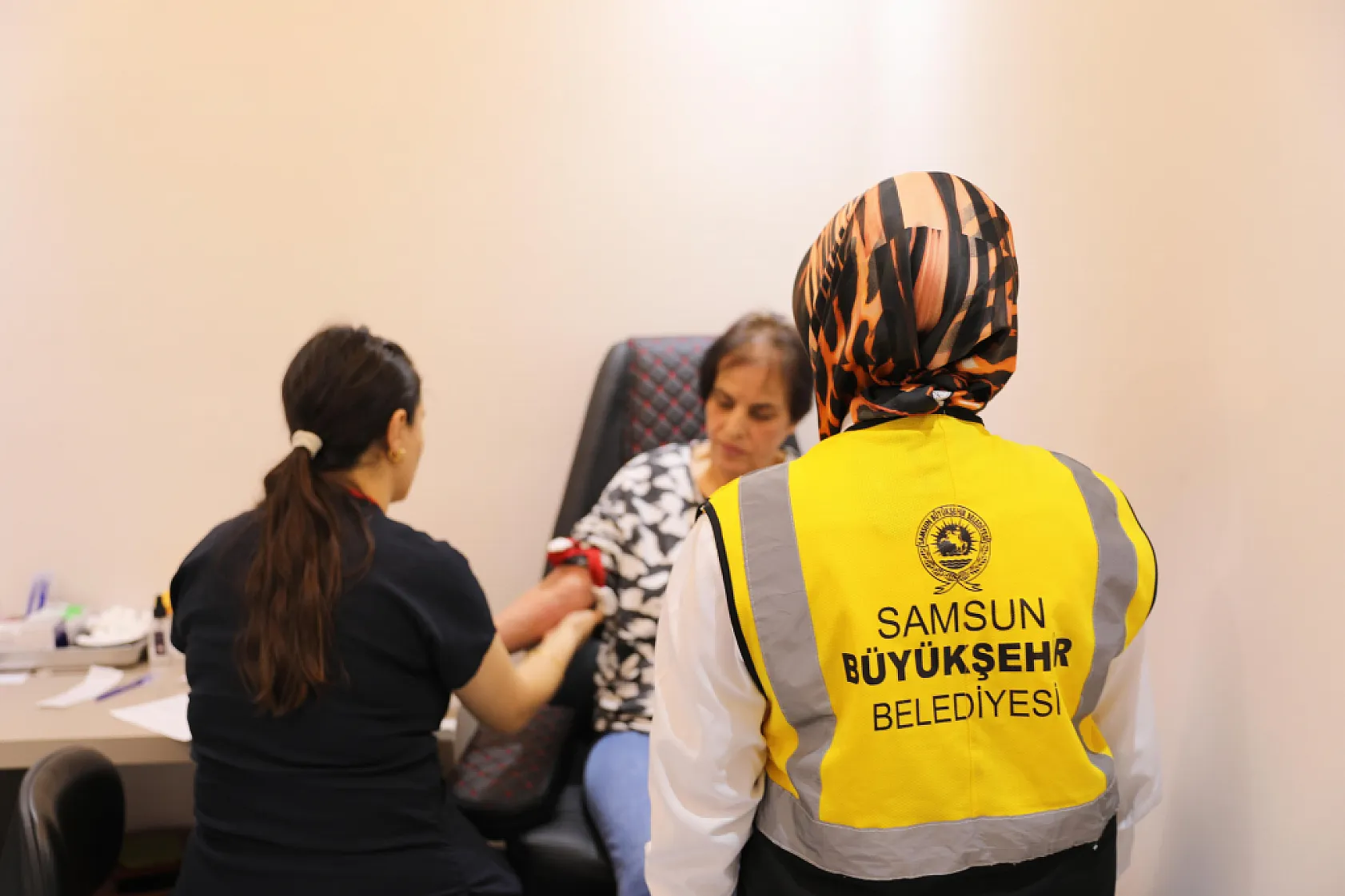 Büyükşehir'den 41 yıllık sevgiye sağlık desteği