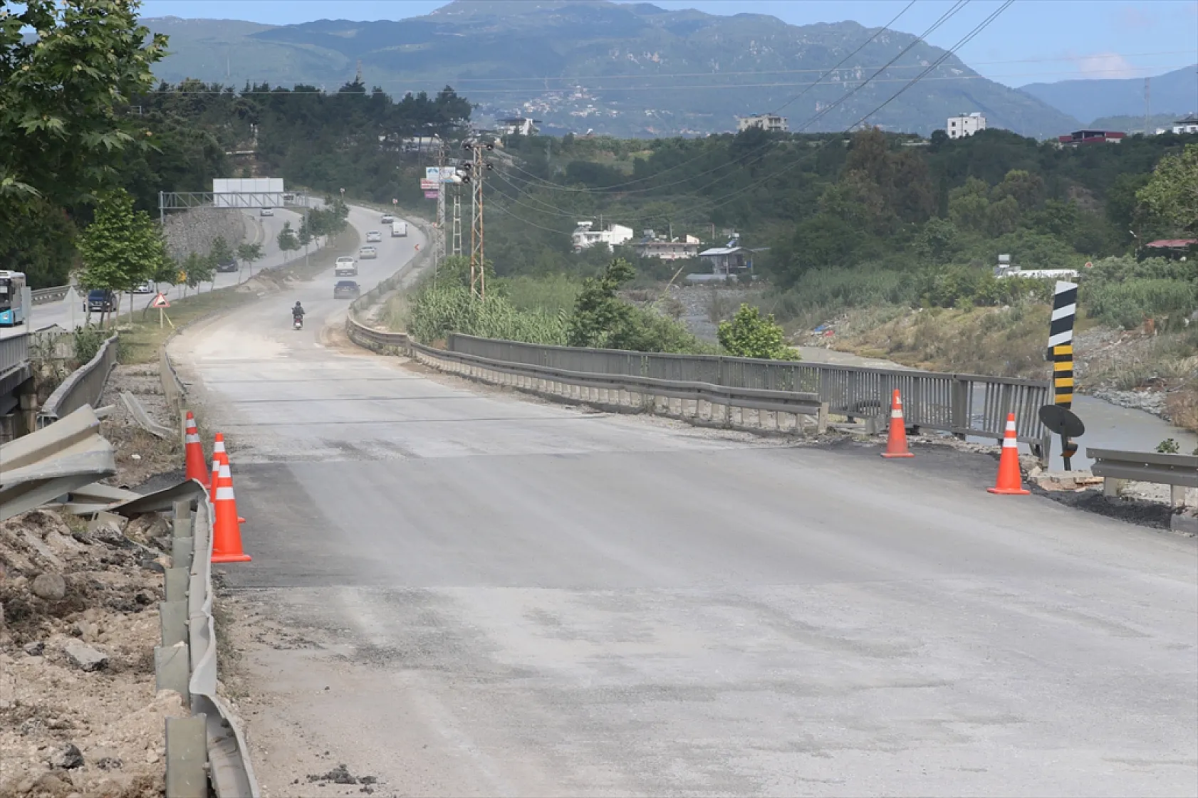 Sağanak yağış birçok ilde hayatı felç etti