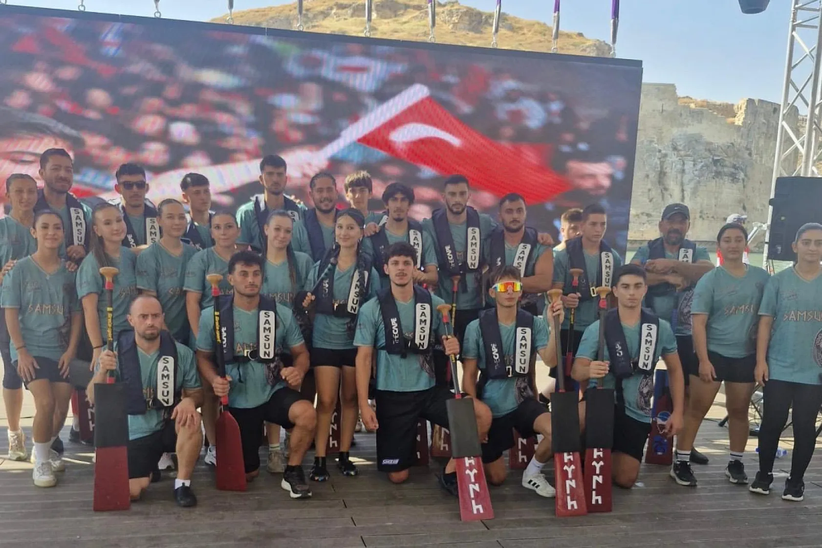 Dragon Bot Yarışı'nda Samsun Büyükşehirli Sporcular Şehre 3 Kupa İle Döndü