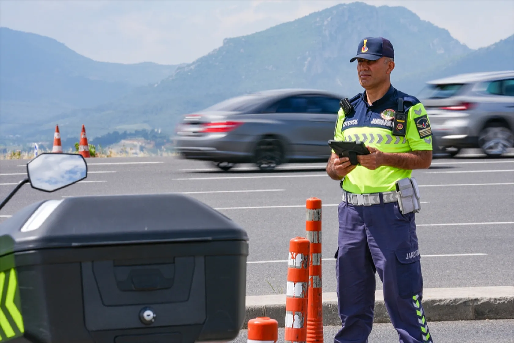 Bayram trafiğinde yapay zeka destekli otoyol denetimi devrede