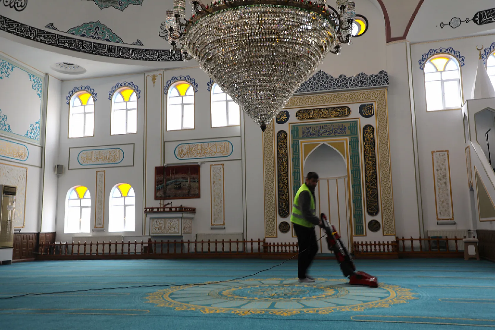 İlkadım'ın İbadethaneleri Bayrama Hazır
