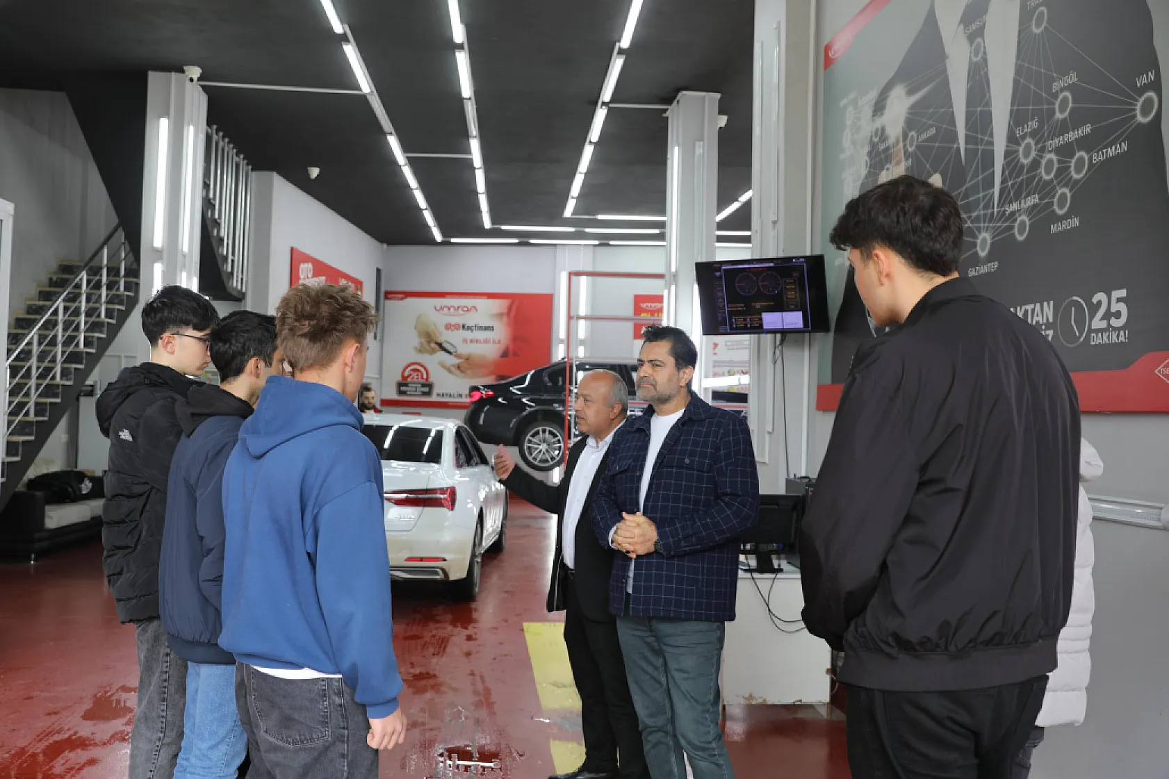 Büyükşehir'le Gençler Mesleğe Hazırlanıyor!
