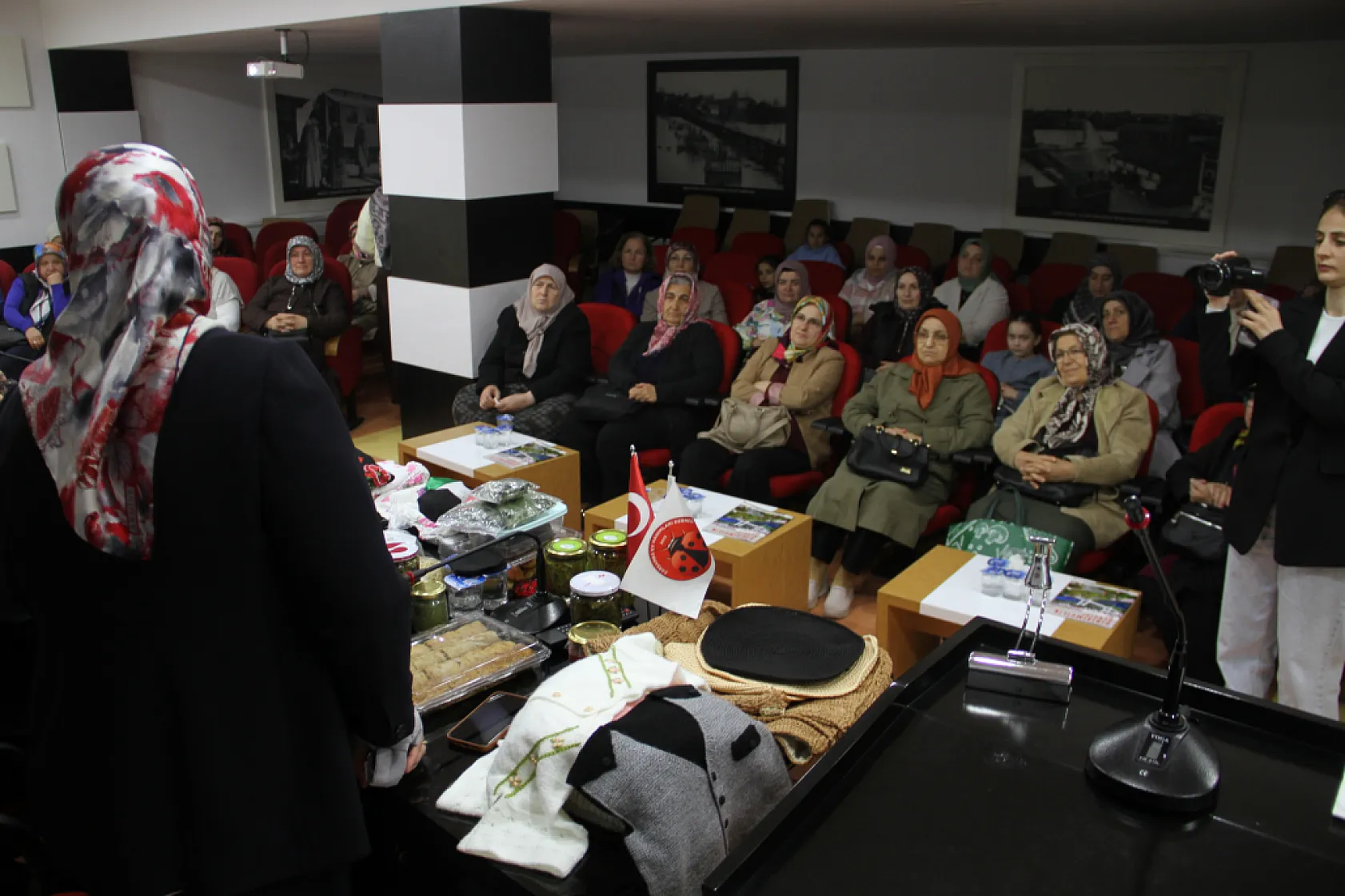 Kadın emeği sınır tanımıyor: 'Çarşamba'dan Dünyaya'