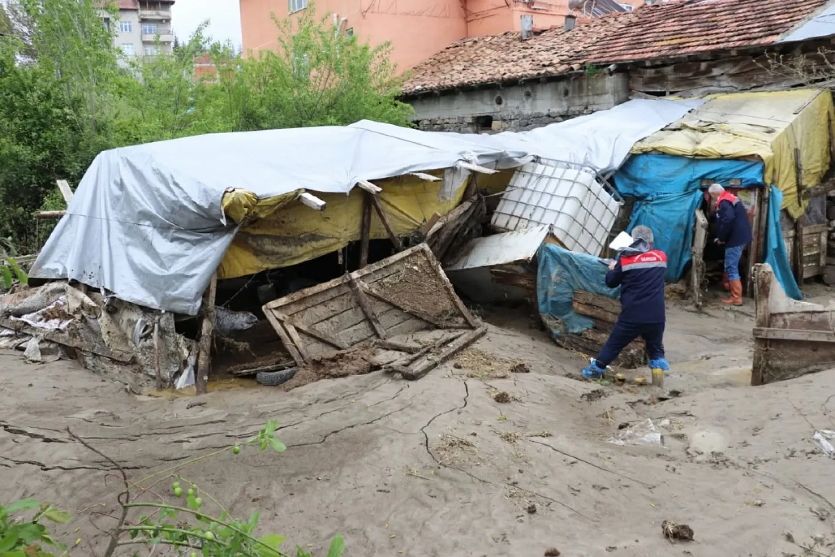 Havza'daki Sel Tarımı Vurdu: Hasar Tespit Ekipleri Sahaya İndi