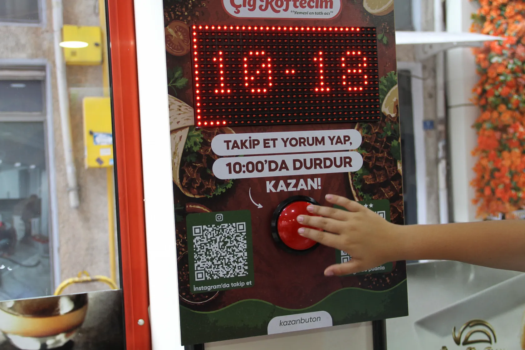 Adıyamanlı Çiğköftecim'den 10'uncu Saniye Kampanyası