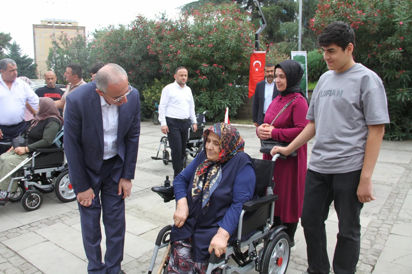 Samsun Çarşamba'da 20 engelli aracı sahiplerine teslim edildi