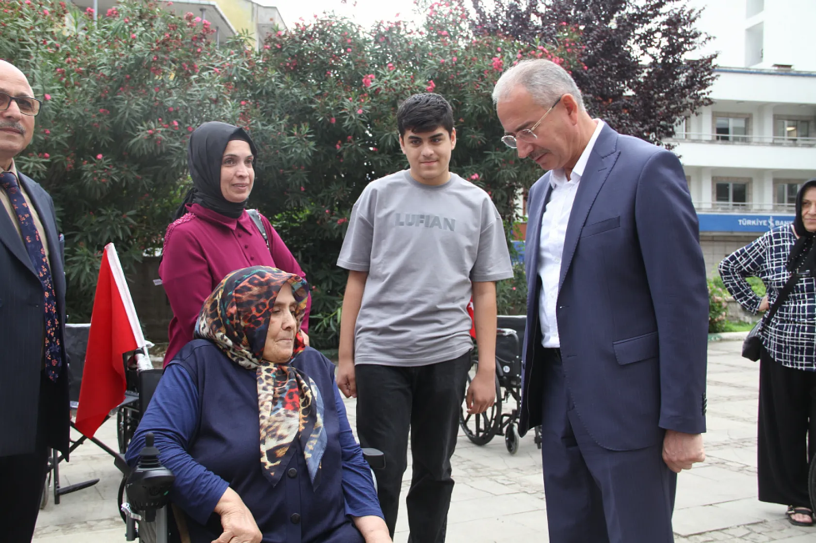 Samsun Çarşamba'da 20 engelli aracı sahiplerine teslim edildi