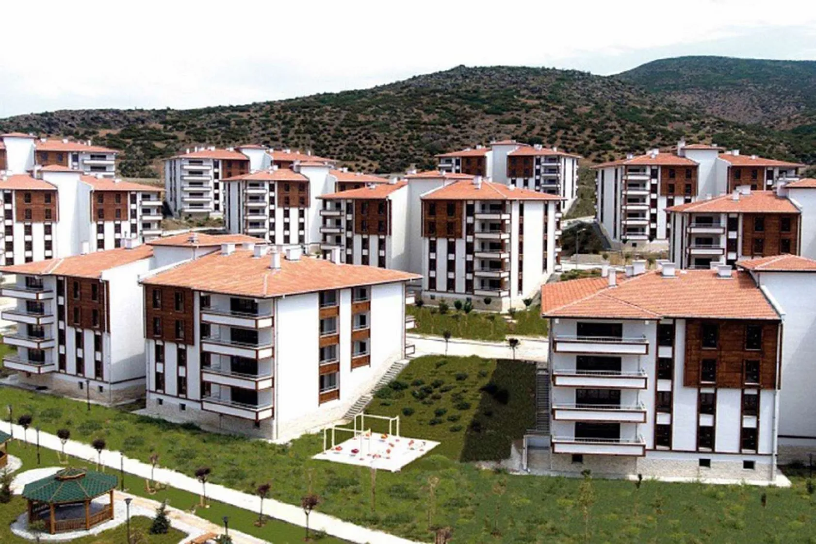 TOKİ Kura Çekimi Bugün Hangi İlde? 25-26-27 Şubat 2026 İl İl Güncel Kura Takvimi ve İsim Listesi