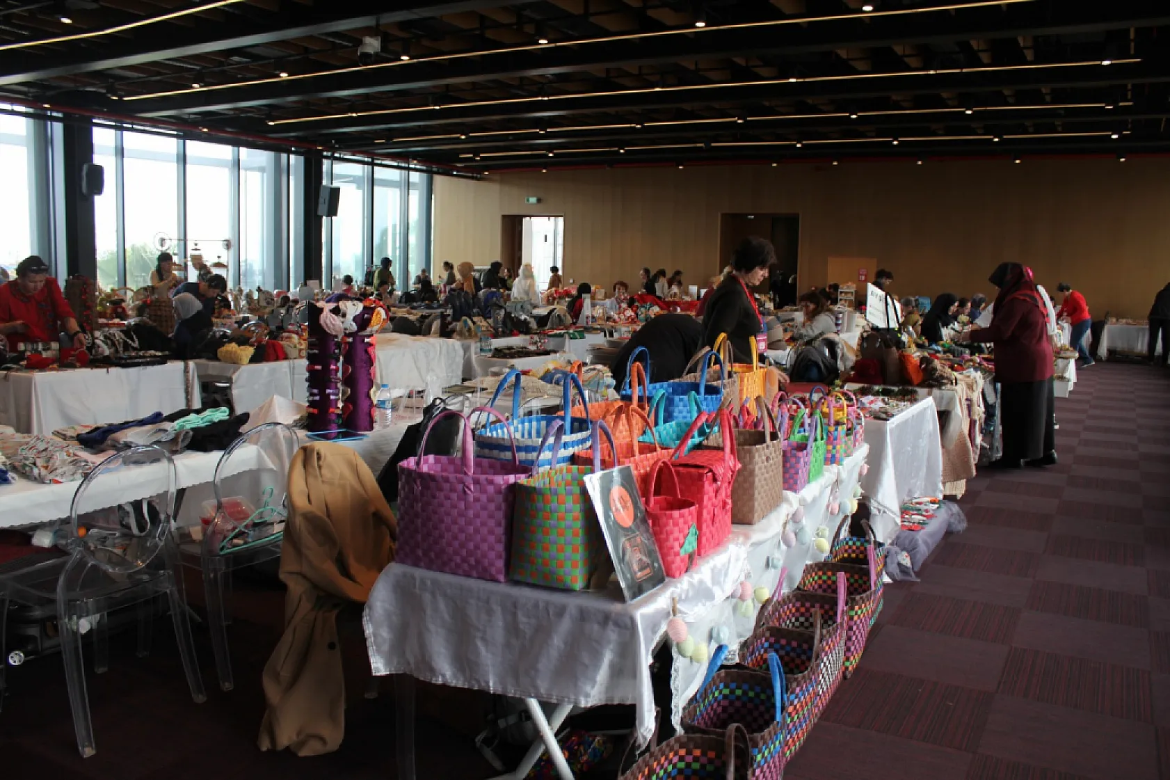 Bir Tezgah, Bir Hikaye : Üreten Kadınlar Aynı Çatı Altında Buluştu