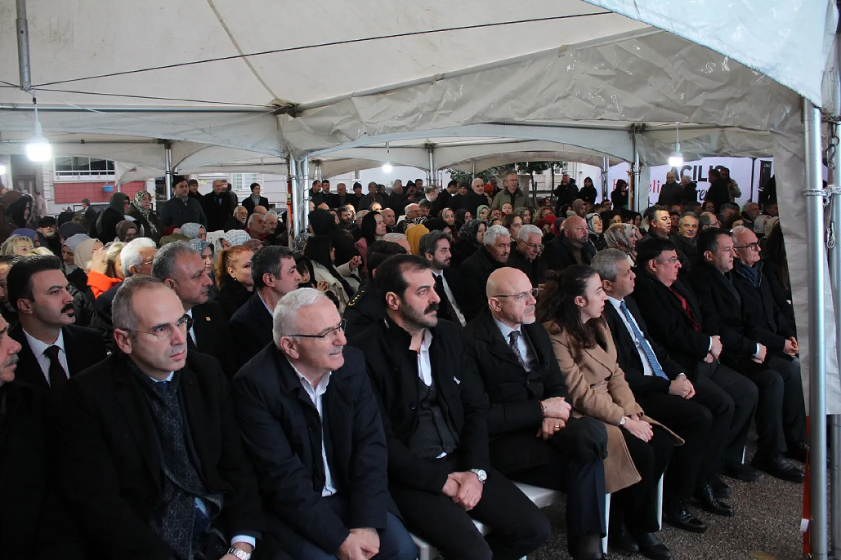 Kadınların Buluşma Noktası Hanımeli Konağı Kapılarını Açtı