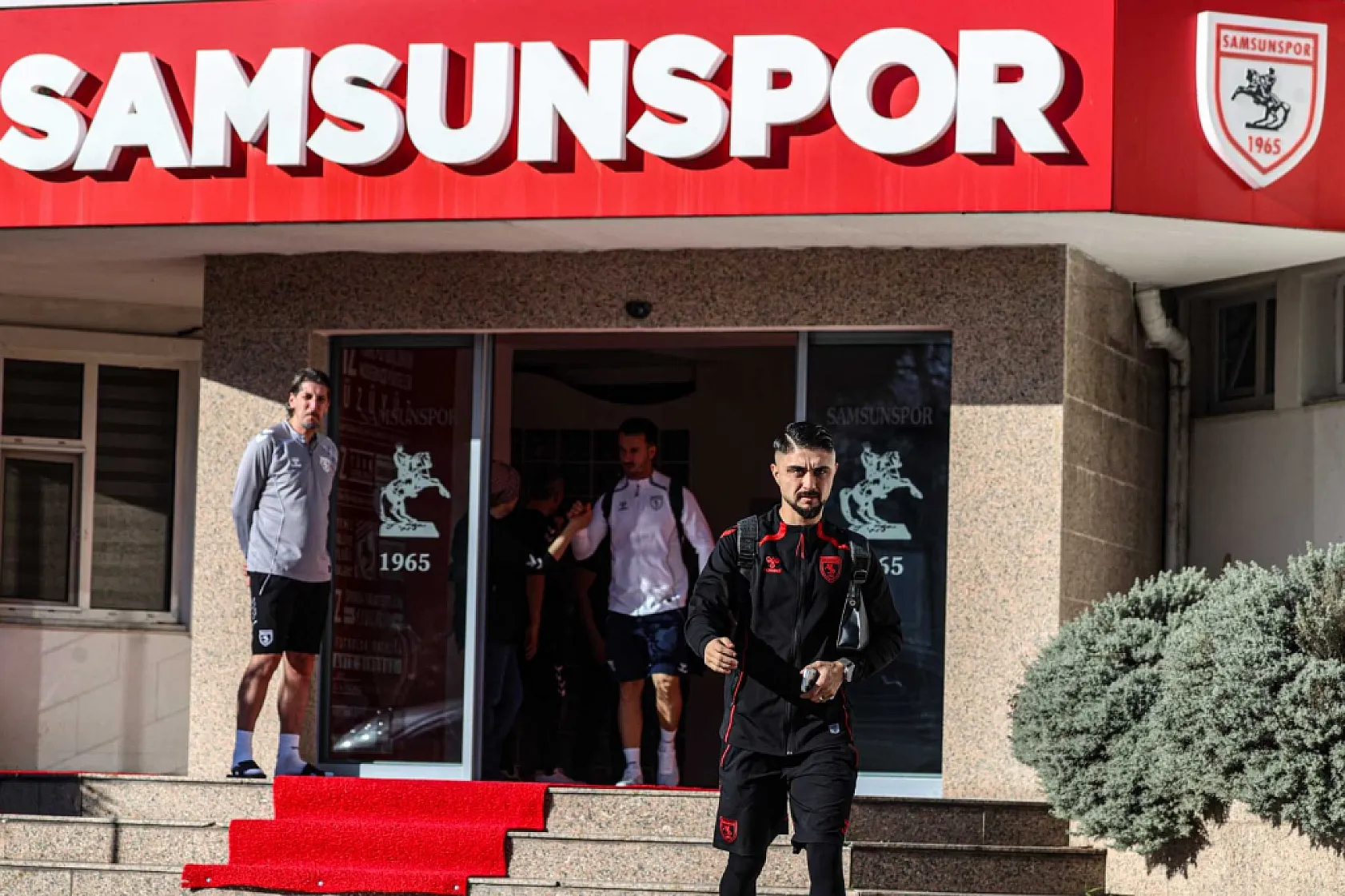 Samsunspor, Fenerbahçe maçı için Adana'ya gitti